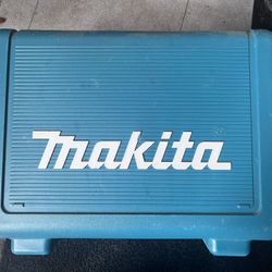 Makita 5007MG Circular Saw