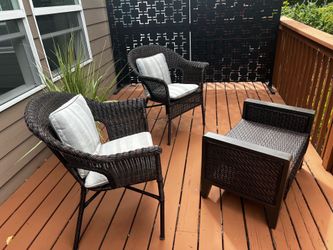 Outdoor chairs and ottoman