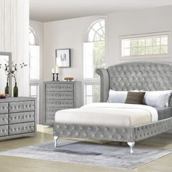Queen Bedroom Set