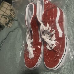 Van’s Res & White Size Women 7 Men’s 5.5