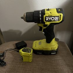 RYOBI ONE+ HP 18V Brushless Cordless Compact Drill/Driver Kit 