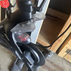 3 months old Peloton comes with weights