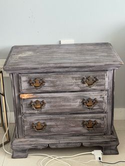 bed side dresser