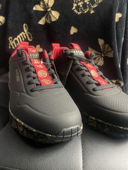 Sketchers Shoes