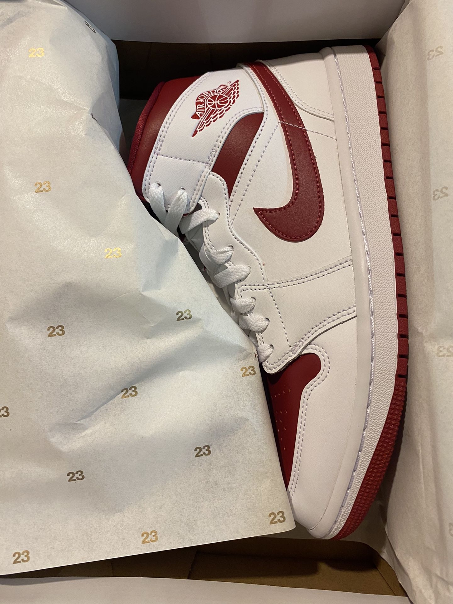 Air Jordan Mid University Of CHICAGO