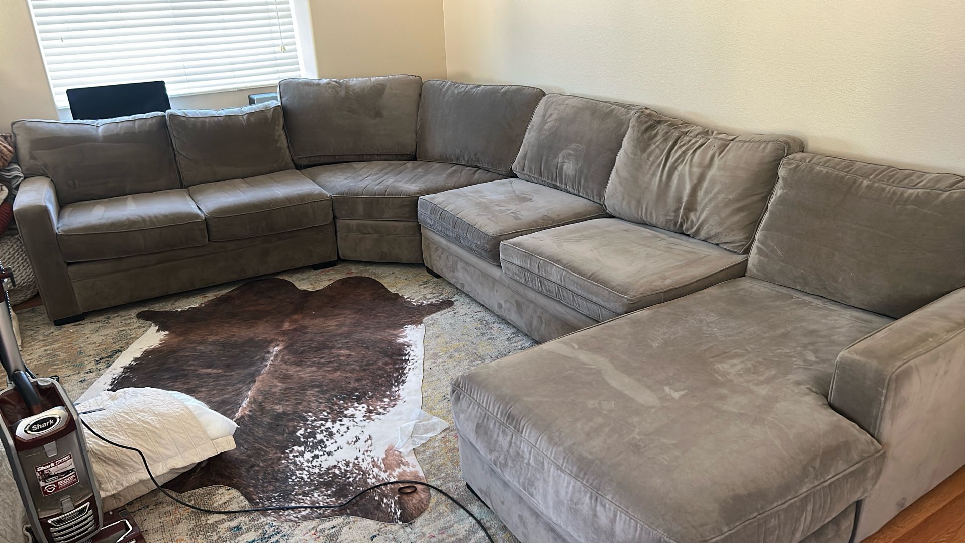 Sectional Couch 