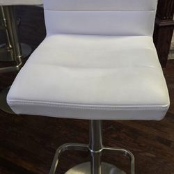 Zuri Furniture Lush Bar Stools 3 In total-White Leather