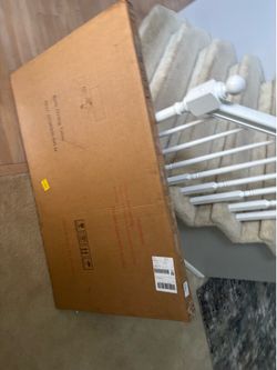Furniture assembly