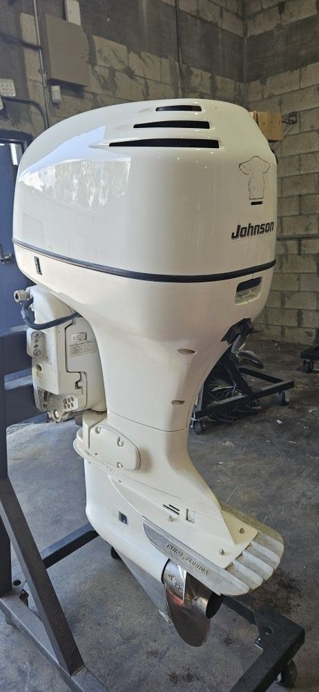 2005 Johnson 90 Hp Two Stroke Outboard Motor