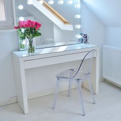White Vanity Desk With Mirror 