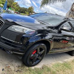Audi 2015 Q7 