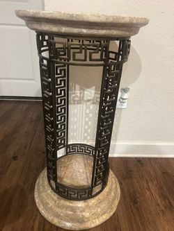 Marble pedestal table / stand