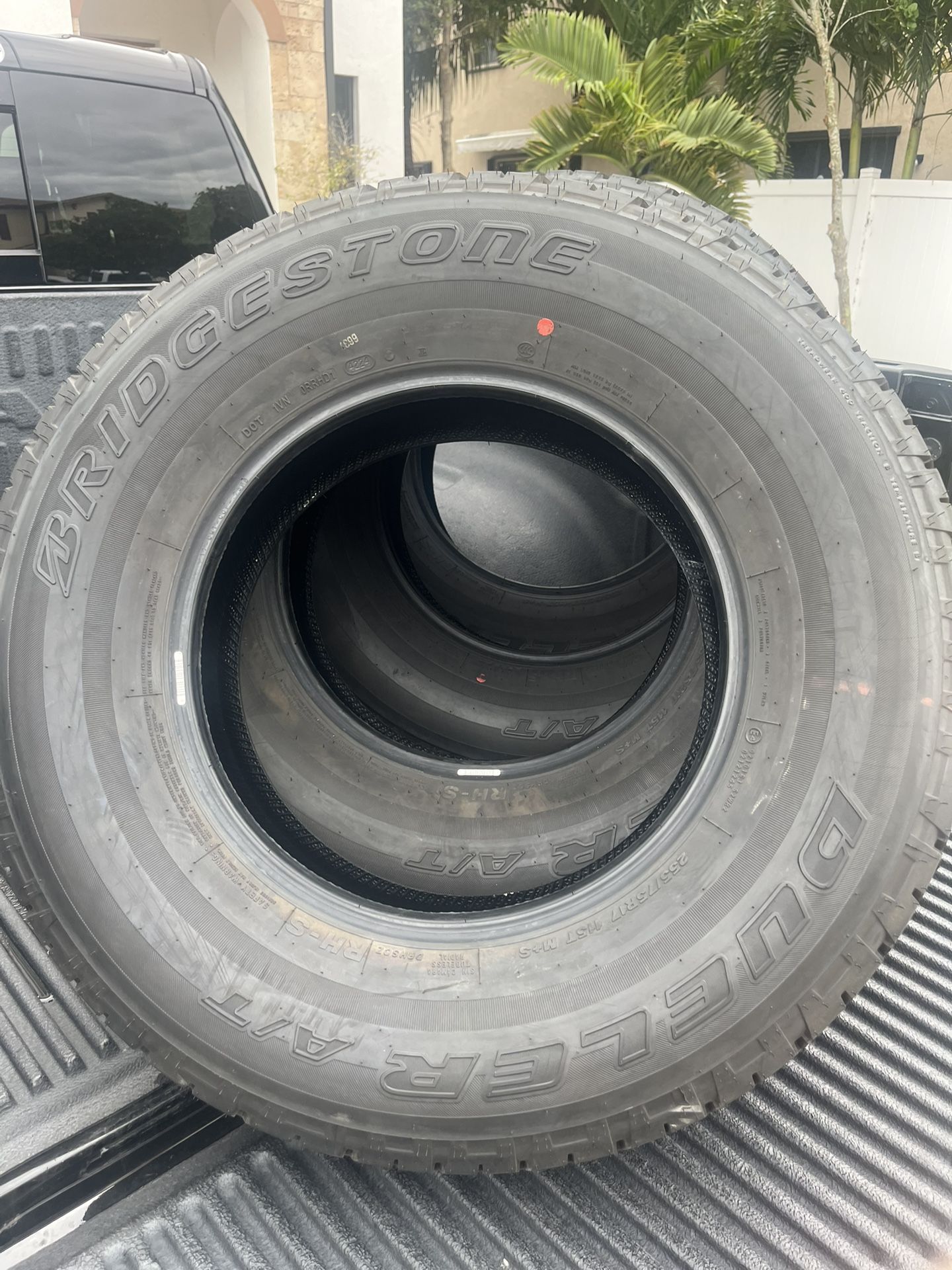 Bridgestone Dueler 255/75/17 Year 2025