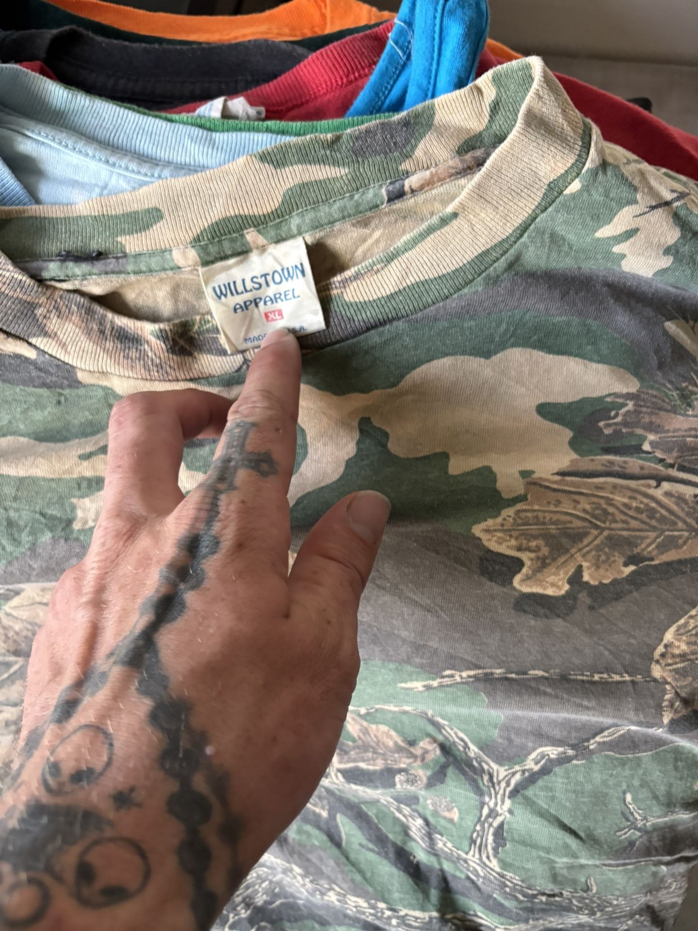B-grade Vintage T 6$