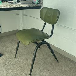 Cute 1970 Mid century Vintage Olive Green Classroom Chair