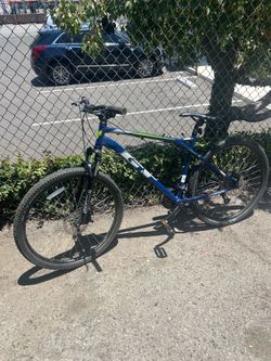 GT mountain bike
