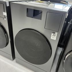 Samsung Vented 27”wide Washer Dryer All in One Was$3099 