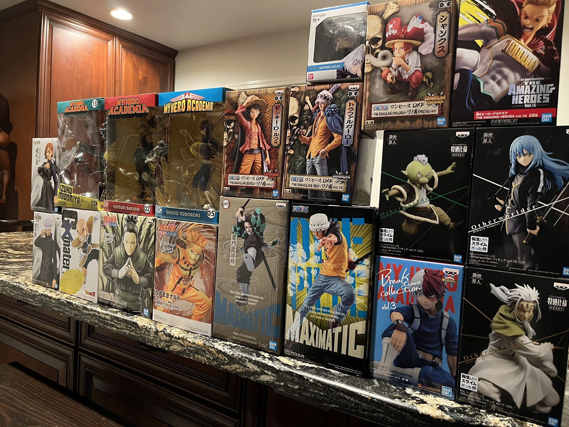 19 Anime Figurines Lot Bundle One Piece, Demon Slayer, Naruto Etc…