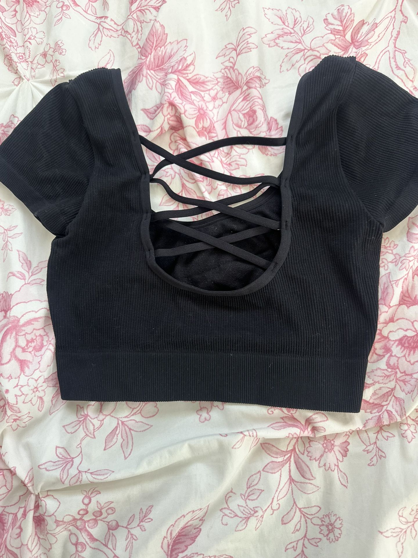 Aerie Black Crop Top Shirt (Used)