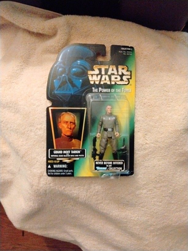 Star Wars Grand Moff Tarkin Figure