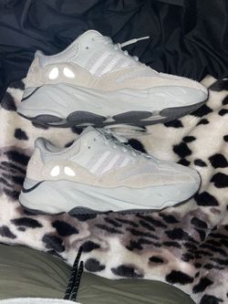Yeezy 700 Salt