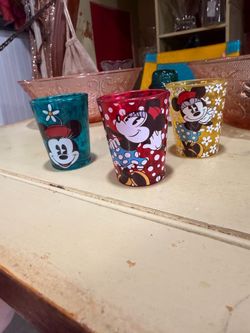 Mini mouse shot glasses