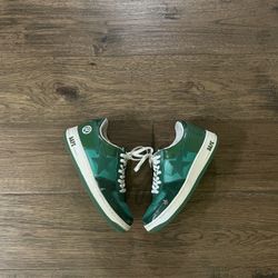 Bapestas green 2000’s size 9.5