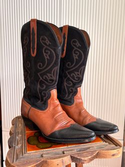 Two-toned Western Boots