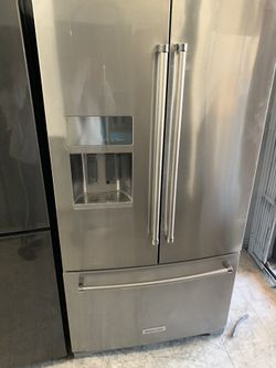 Kitchen aid French door in stainless steel