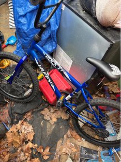 Huffy Rock It BMX Bike 20 in Wheels Blue Adjustable Seat Quick Release Clamp