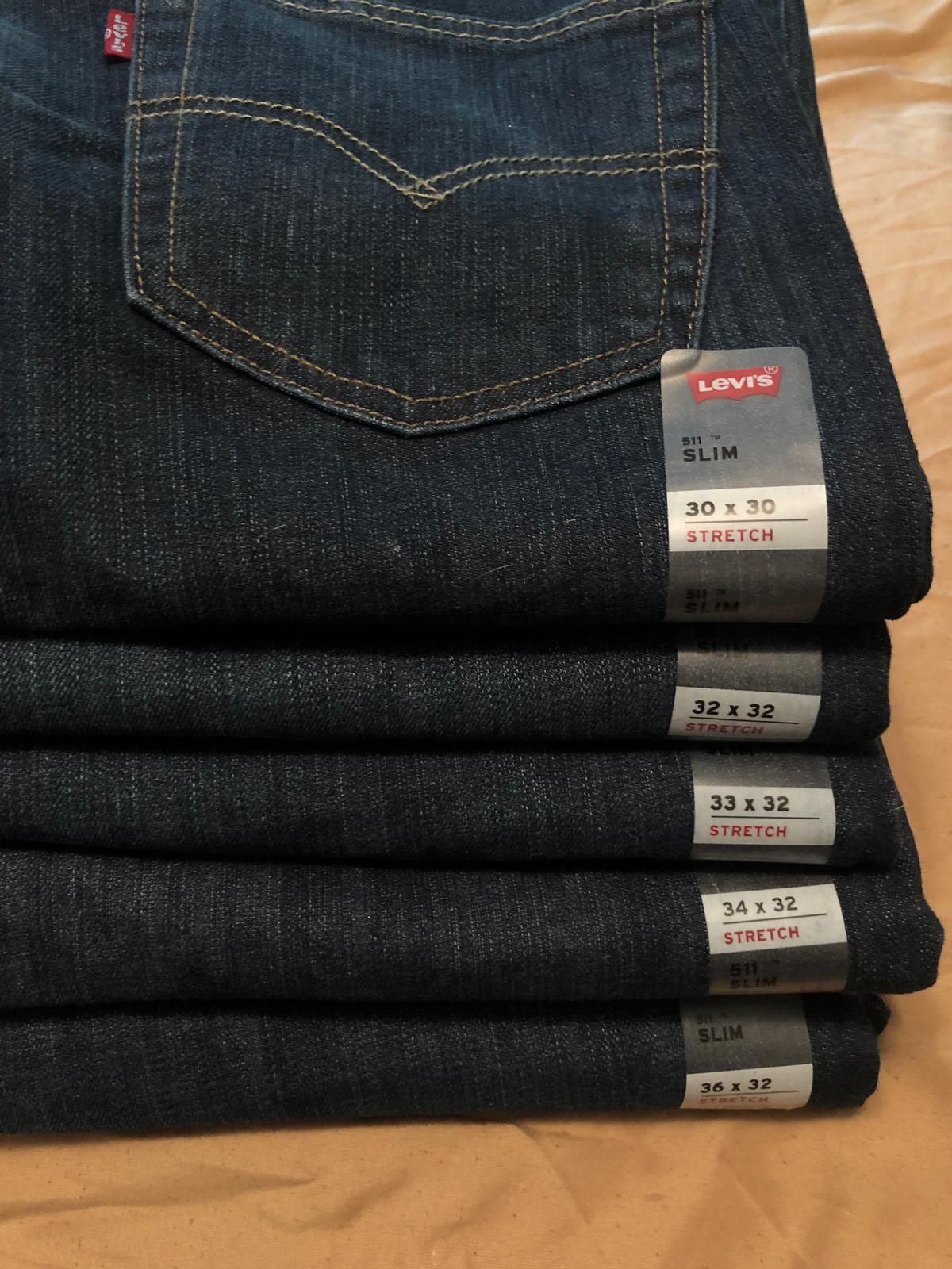 Levis man Slim Stretch Jeans from 30x30-36x32 ! Read description up for trade