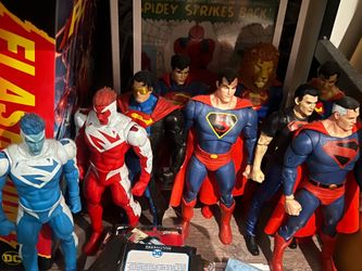 DC MCFARLANE SUPERMAN LOT MESSAGE FOR PRICING
