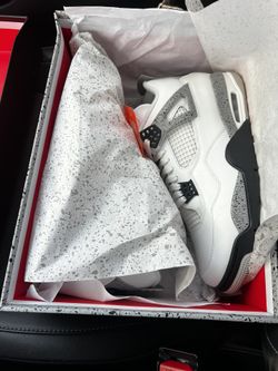Air Jordan 4 Cement Size 9.5 10
