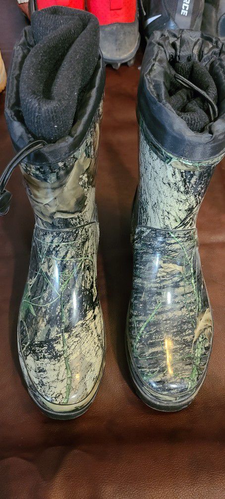 Youth Camo Insulated Rubber Boots