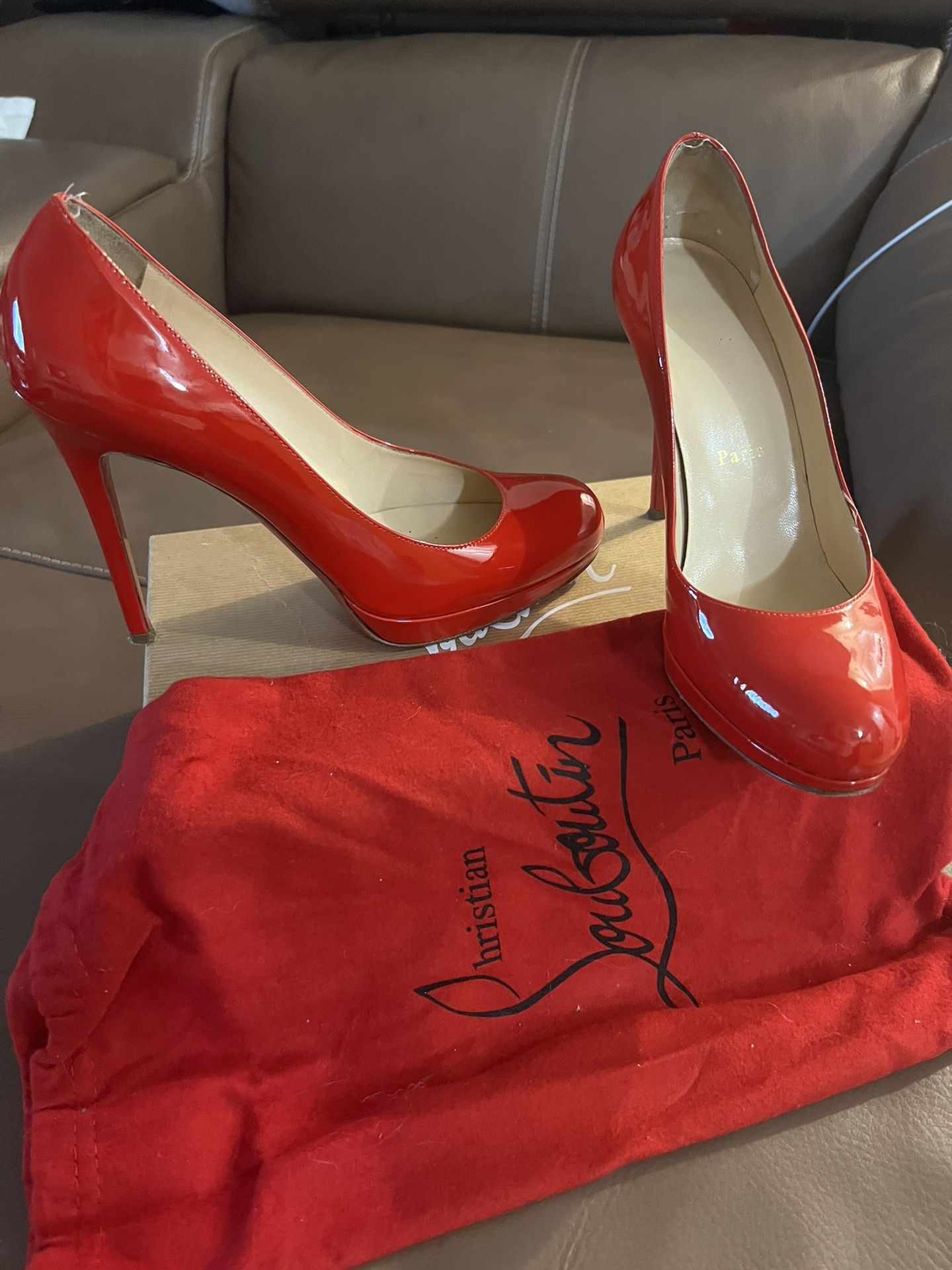 Christian Louboutin Simple pump patent leather heels,red Size 38,5