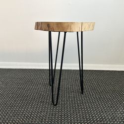 🚨 MOVING SALE! Rustic Live Edge Wood Slice Side Table w/ Hairpin Legs (Boho/Mid-Century)