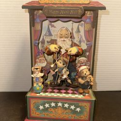 Wooden Music Hall Wind Up Santa Puppeteer with Pinocchio Works