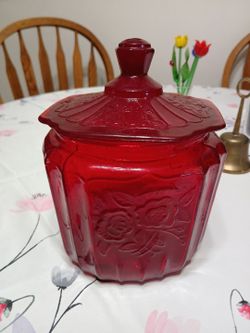 Vintage red Mayflower jar
