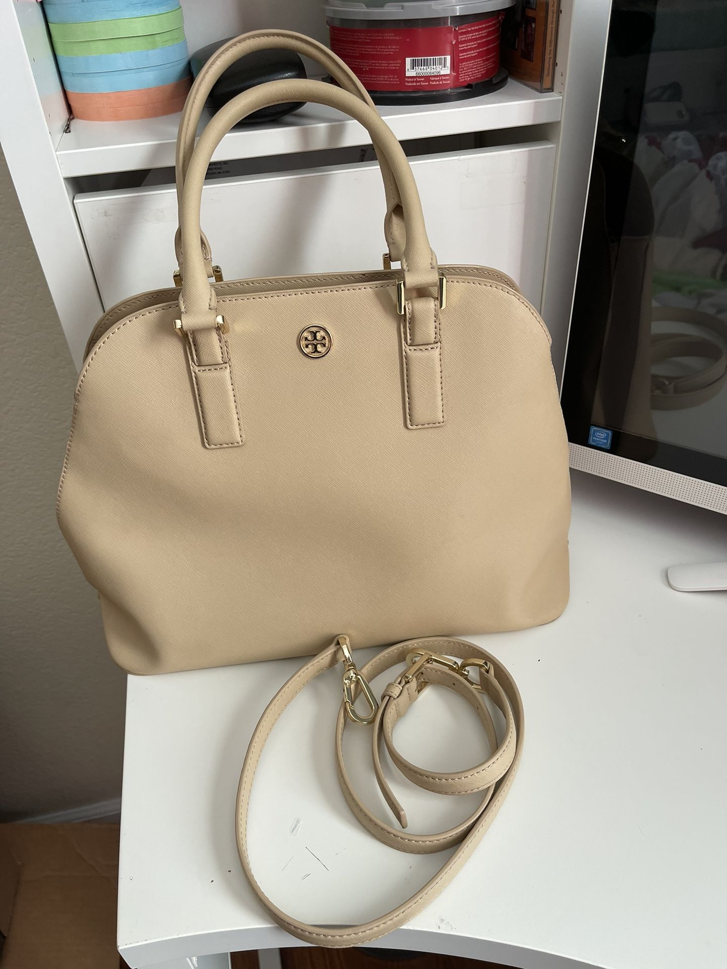 Tory Burch Tan Saffiano Leather Robinson Tote Tory Burch