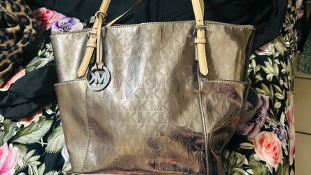 Mk purse