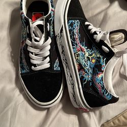 Zap Low Glow in the Dark Skull x House of Terror