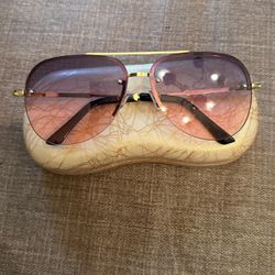 Burberry  Sunglasses