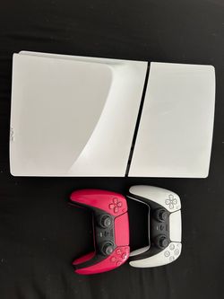 Ps5 with 2 remotes, power & hdmi cord, 2 terra byte memory stick