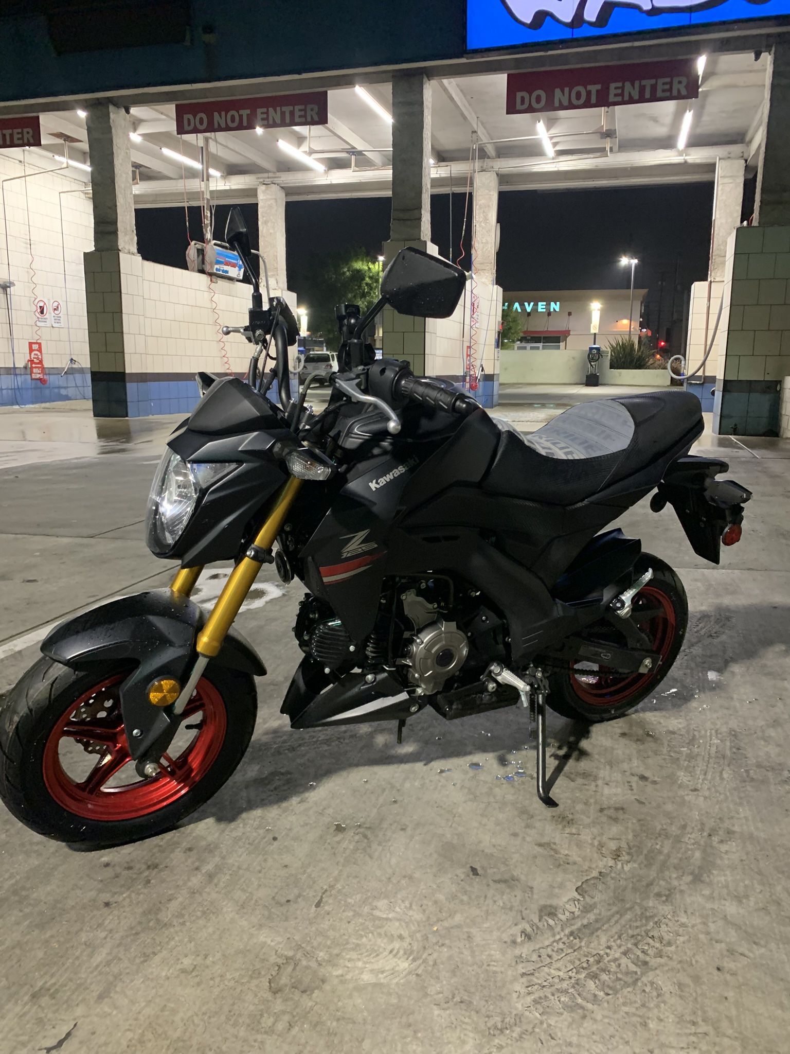 2021 Kawasaki Z125 pro