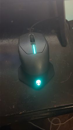 Alienware Wired/Wireless Gaming Mouse