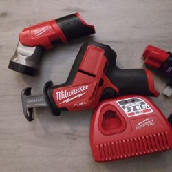 Milwaukee  M12