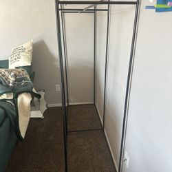 Clothes rack