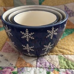 Snowflake Nesting Bowls Used
