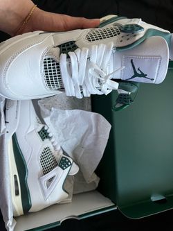 Air Jordan 4 Retro “Oxidized Green”- Size 8.5
