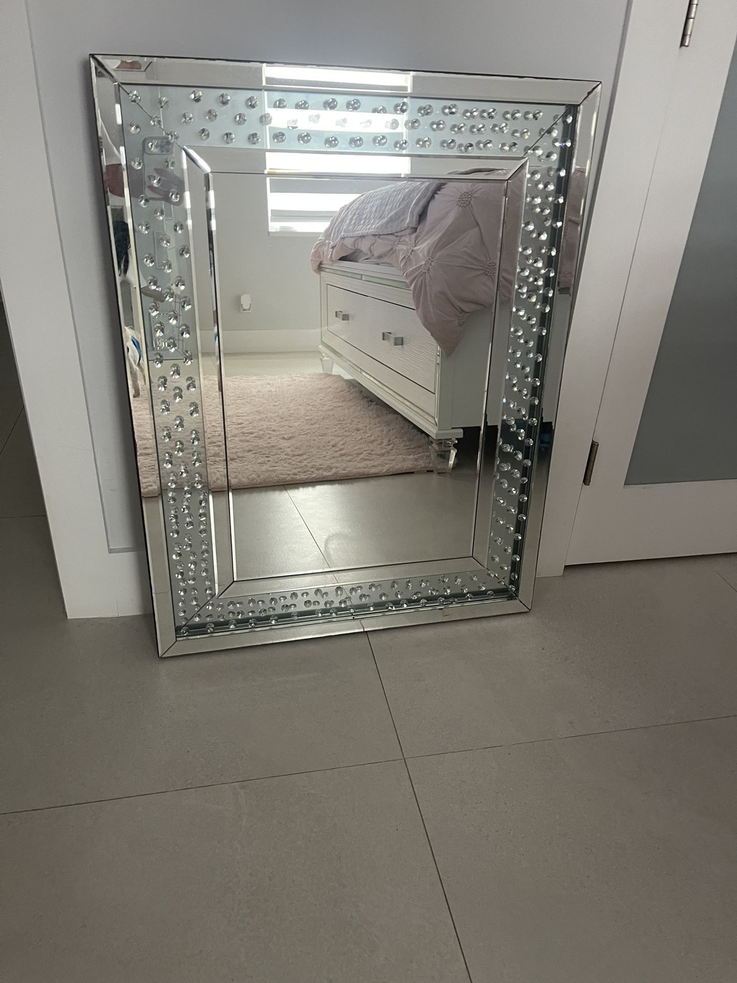 Trendy Bling Mirror